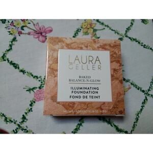 Laura Geller balance n glow medium new in box